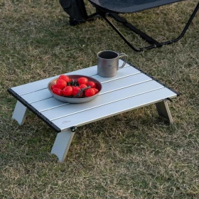 Lightweight Foldable Table for Camping & Outdoor Trips (CM-48301)