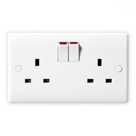 Double Switched 2 gang switched socket white 13a HB ZV0206